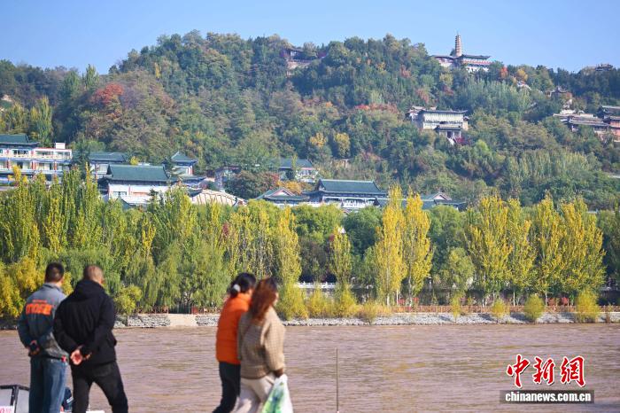 甘肃兰州秋景如画