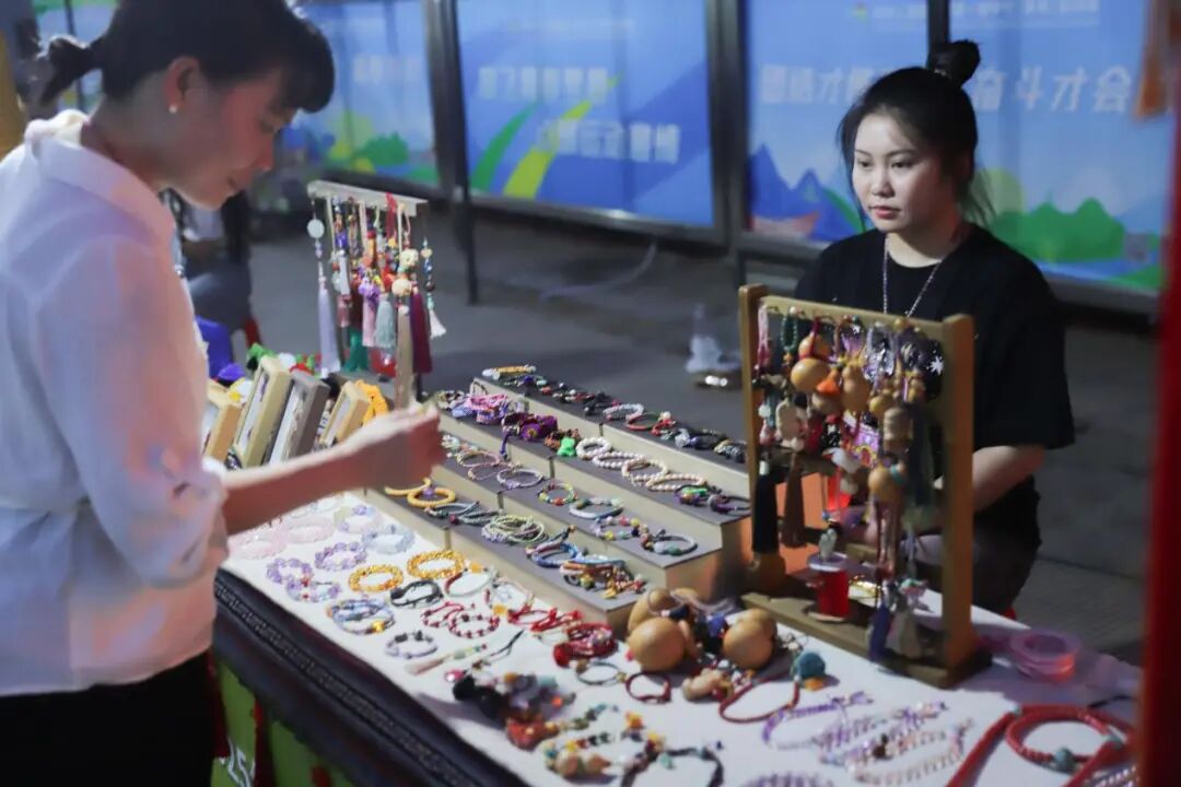 “邕BA”火爆出圈 激活赛事经济新引擎