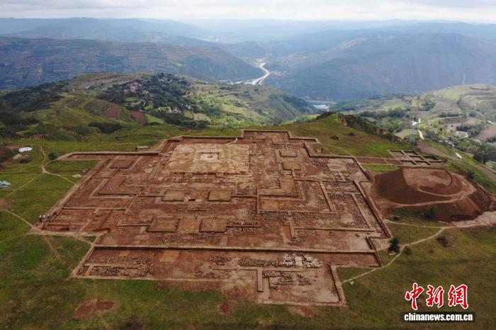 甘肃礼县四角坪遗址揭秘秦始皇如何“衣锦还乡”