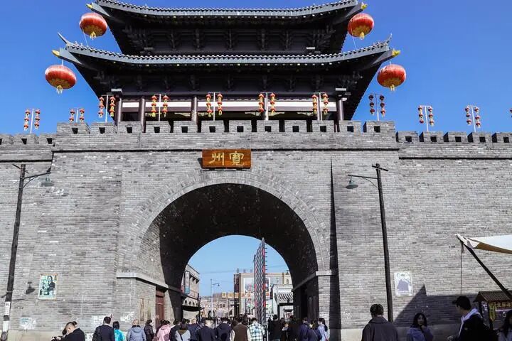 “影视人生 剧绘繁星”2025年度微短剧盛典在陕西清涧启幕:共筑文化自信 绘就微短剧时代新篇章