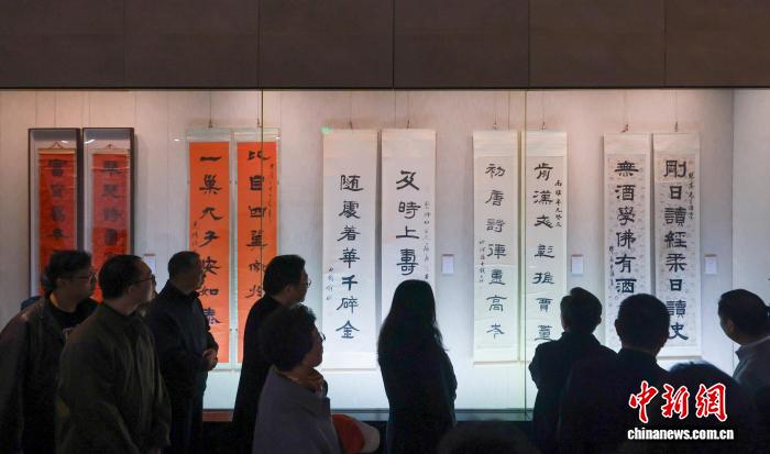 “隶书源流”第二十二届北京书法篆刻精品展开幕