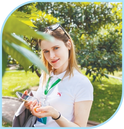 “让更多人看见中国的生态之美”（我和中国的故事）