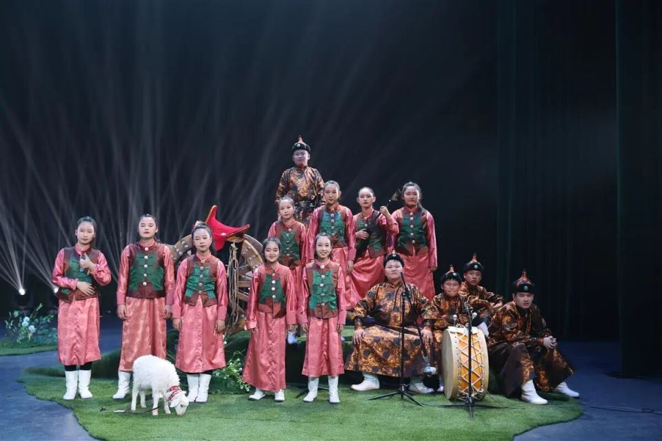 喜报!鄂尔多斯2部作品荣获国家级群众文化最高奖项群星奖! 图片