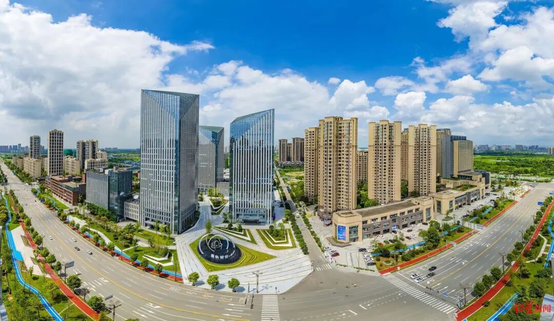 产业跃升:成都园区成为企业向往之地 产业跃升:成都园区成为企业向往之地