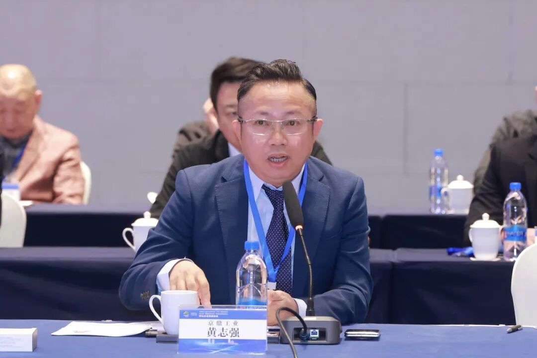 聊出发展“火花”!坪山企业家“群聊”现场直击→