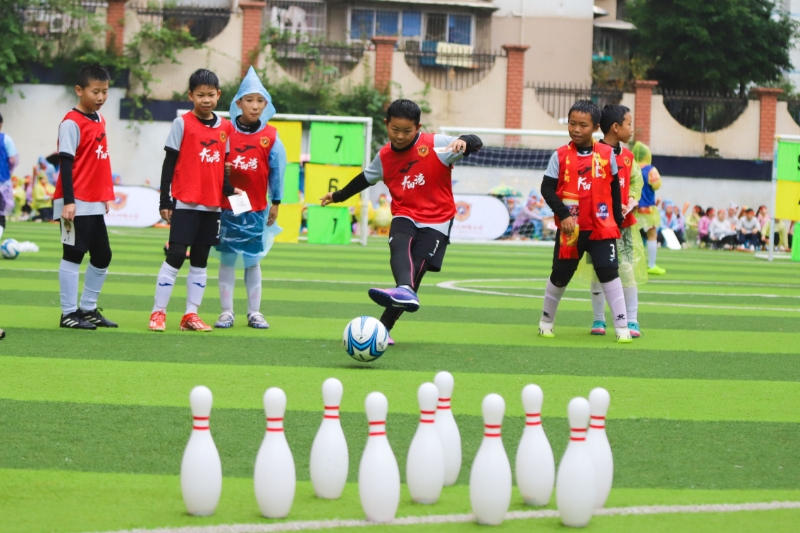 美好教育看得见| 重庆渝中大田湾小学举办足球嘉年华 6校师生共赴“五育”盛会