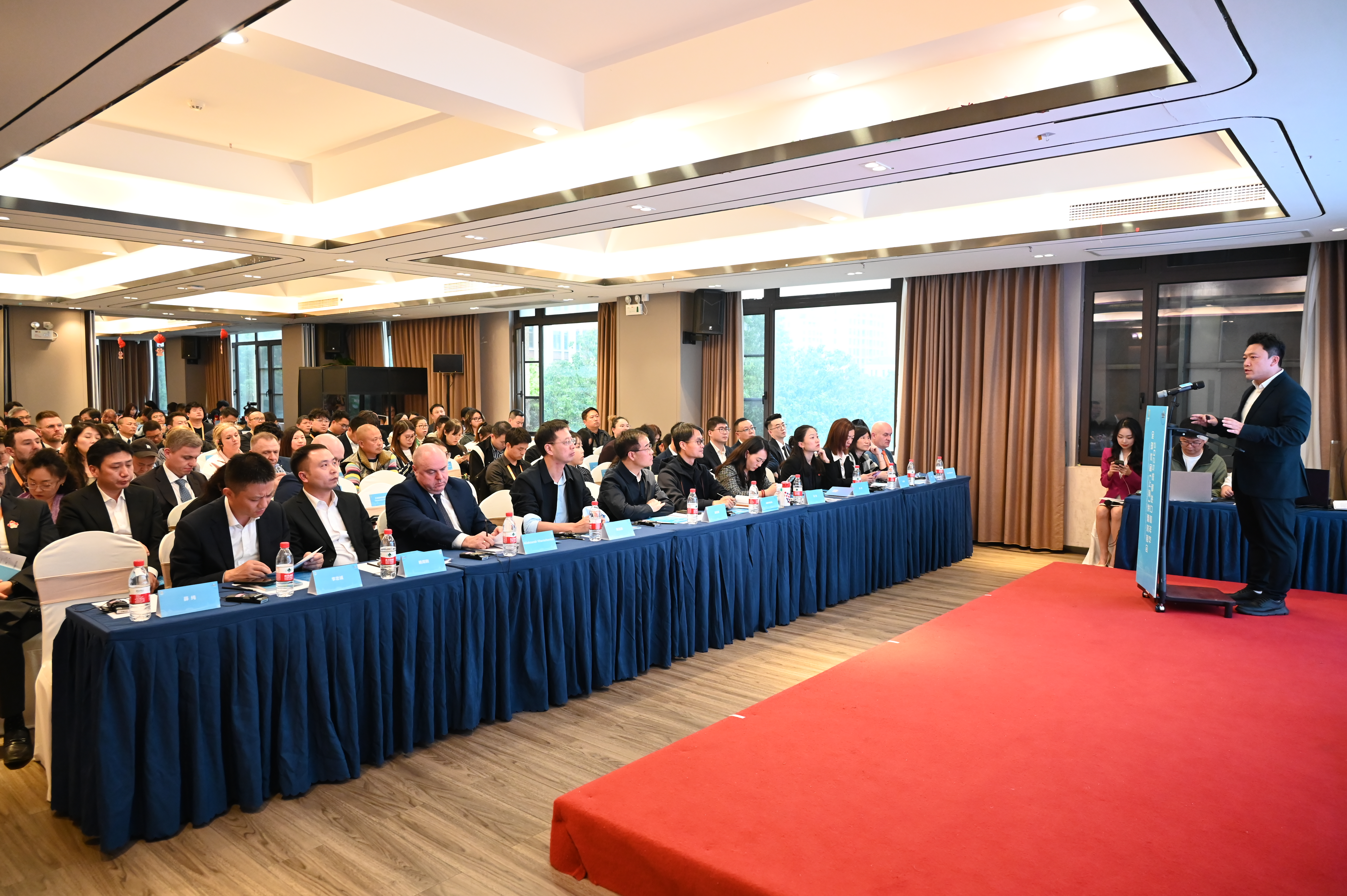 进博会上的成都丨释放106项机会清单,全球客商看好成都机遇