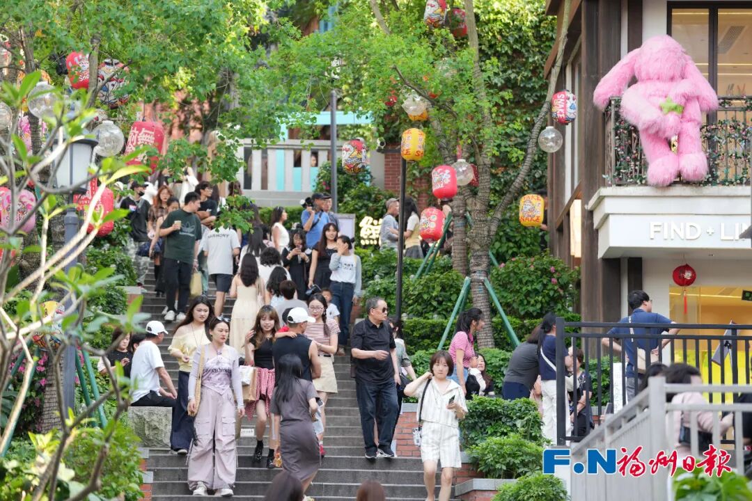 美得像春天!被福州的“蓝绿”治愈了!