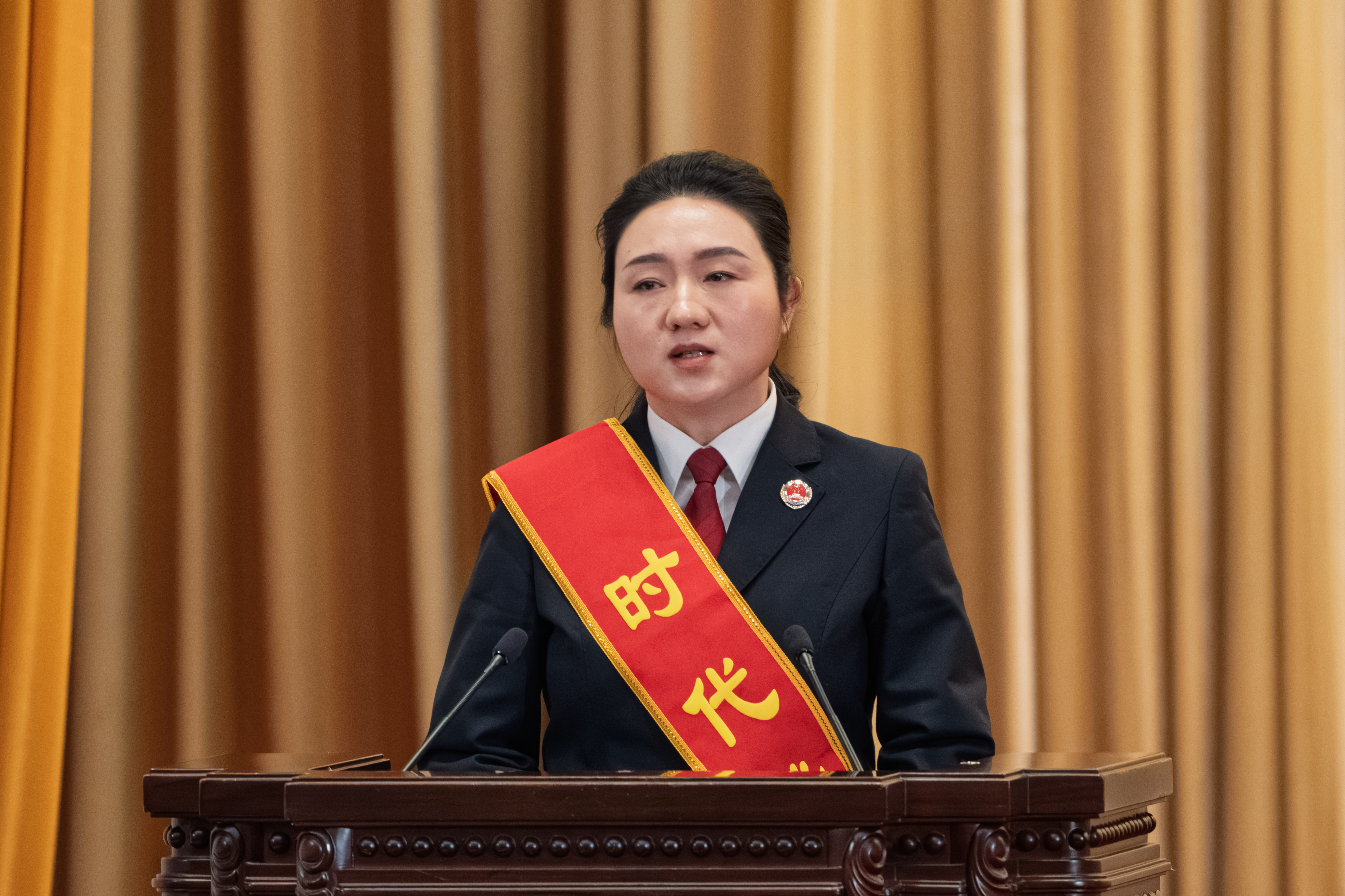 “时代楷模”重庆检察未成年人保护工作团队代表先进事迹报告会在北京人民大会堂举行 “时代楷模”重庆检察未成年人保护工作团队代表先进事迹报告会在北京人民大会堂举行