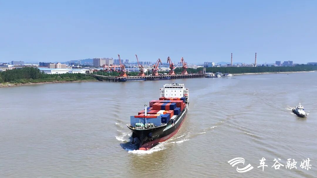 “水、陆、空”立体交通网全面铺开 中国车谷热潮奔涌势升腾