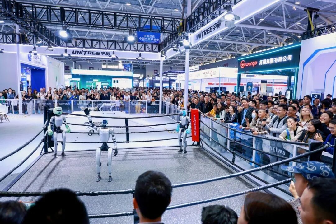 深圳11月14-16日 中国科技第一展—高交会人山人海 观者如潮