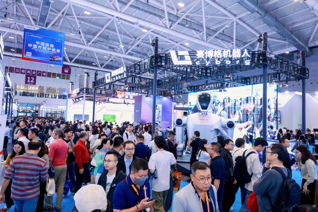 深圳11月14-16日 中国科技第一展—高交会人山人海 观者如潮