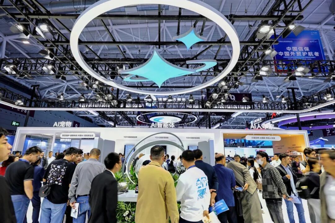 深圳11月14-16日 中国科技第一展—高交会人山人海 观者如潮