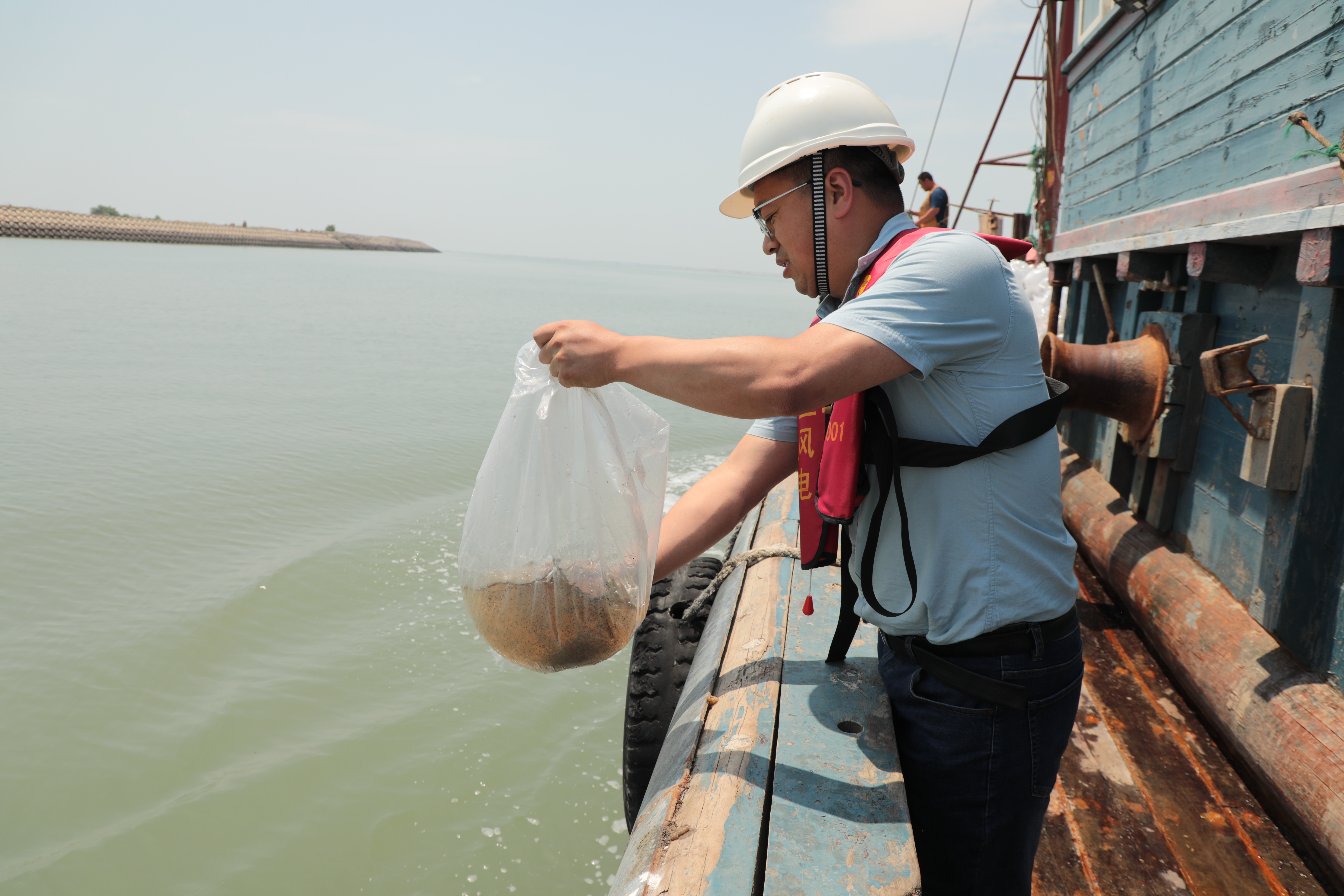 向海“揽”风,点“绿”成金 国家电投山东公司书写一流海上风电新篇章
