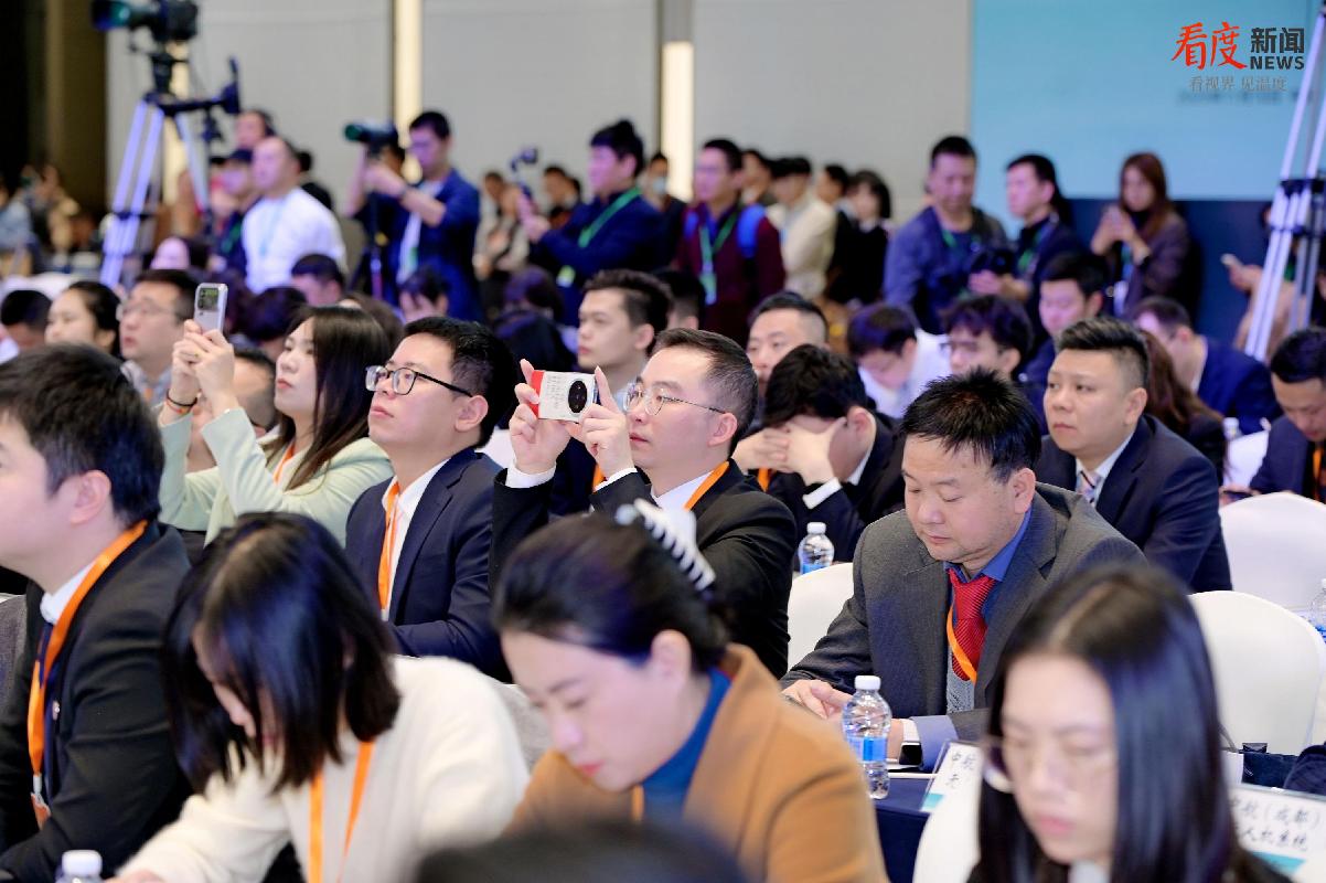 五年成绩单来了!《成都建设践行新发展理念的公园城市示范区发展报告(2020-2025年)》发布 五年成绩单来了!《成都建设践行新发展理念的公园城市示范区发展报告(2020-2025年)》发布