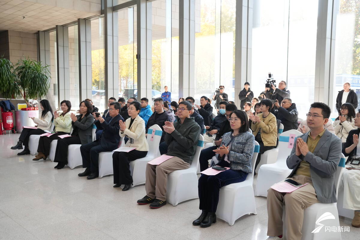 “1平米书架”公益行动走进山东 年内将落地山东50家小店