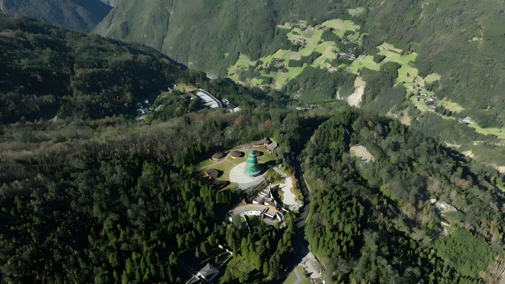 “熊猫老家”宝兴：大熊猫从这里走向世界