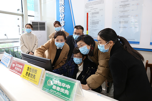 聚焦急诊质控建设 国家专家组为重庆市荣昌区人民医院高质量发展支招