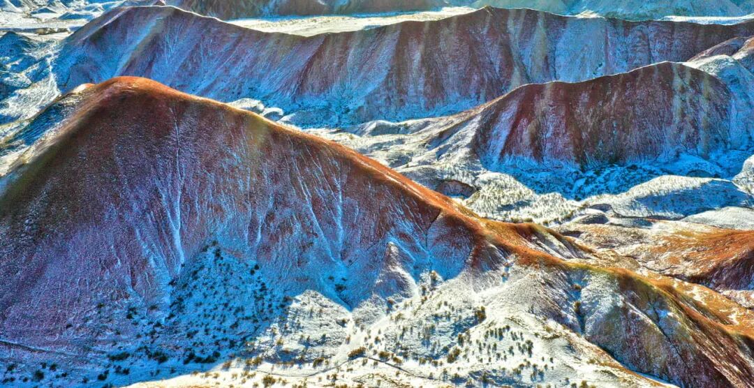 【组图】张掖临泽:雪浴丹霞景色美 【组图】张掖临泽:雪浴丹霞景色美