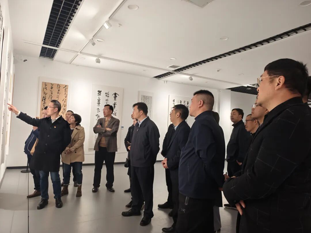 “涟水湘山俱有灵——曾国藩家风文化湘潭娄底书法联展”在娄开幕