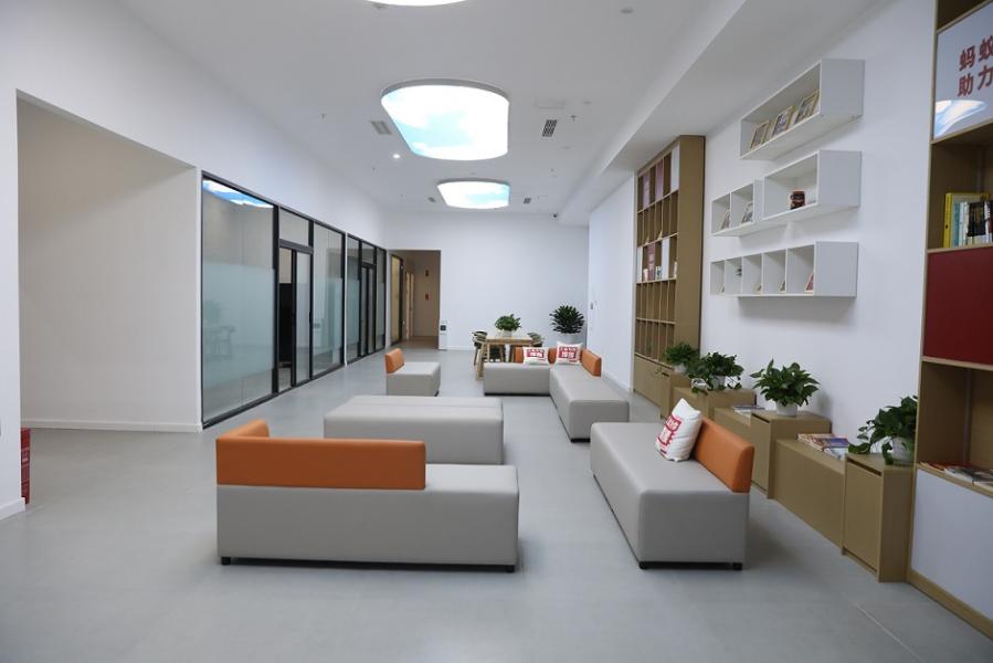 向“新”出发|“司机之家”：为奔波的身影，留一盏温暖的灯