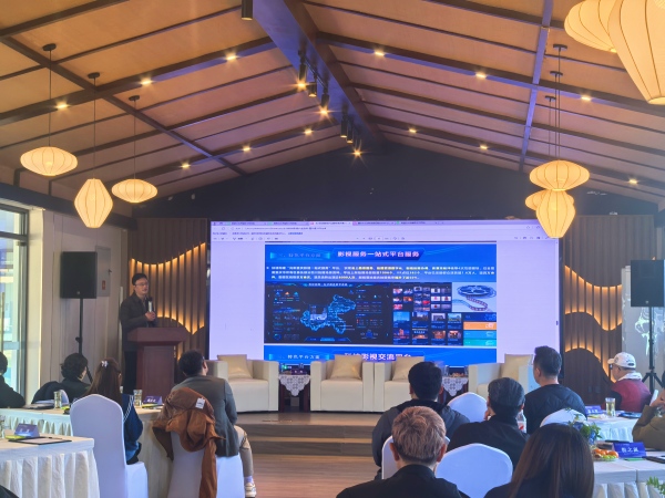 AI新浪潮微短剧论坛在重庆永川举办 活动现场。徐雯瑄摄