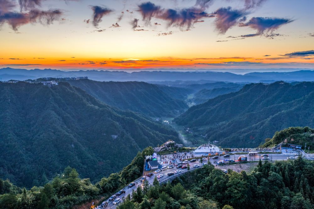 微观高质量发展｜一座矿山里的“生态蝶变”