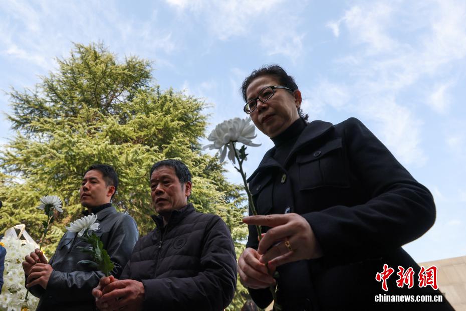 南京大屠杀死难者家庭祭告活动举行