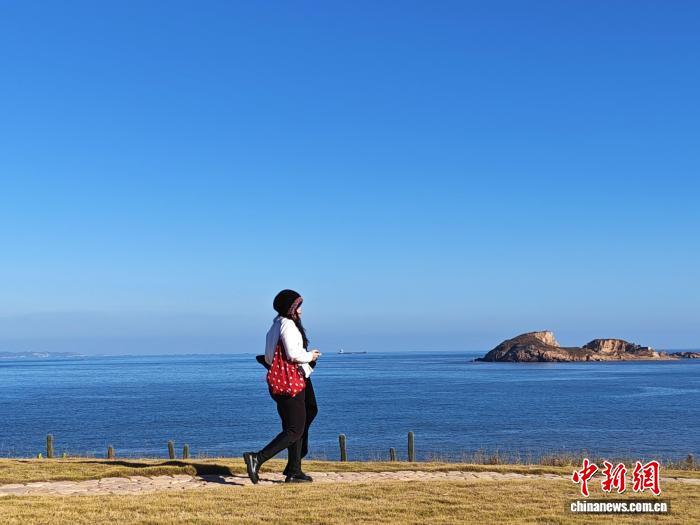 （走进中国乡村）浙江黄龙岛人气旺 海岛慢生活成新风景