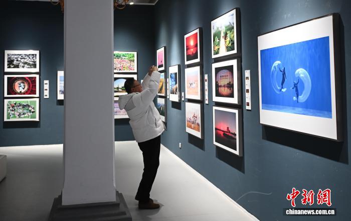 第十五届中国东北三省摄影艺术展览辽宁巡展在沈阳开展 第十五届中国东北三省摄影艺术展览辽宁巡展在沈阳开展