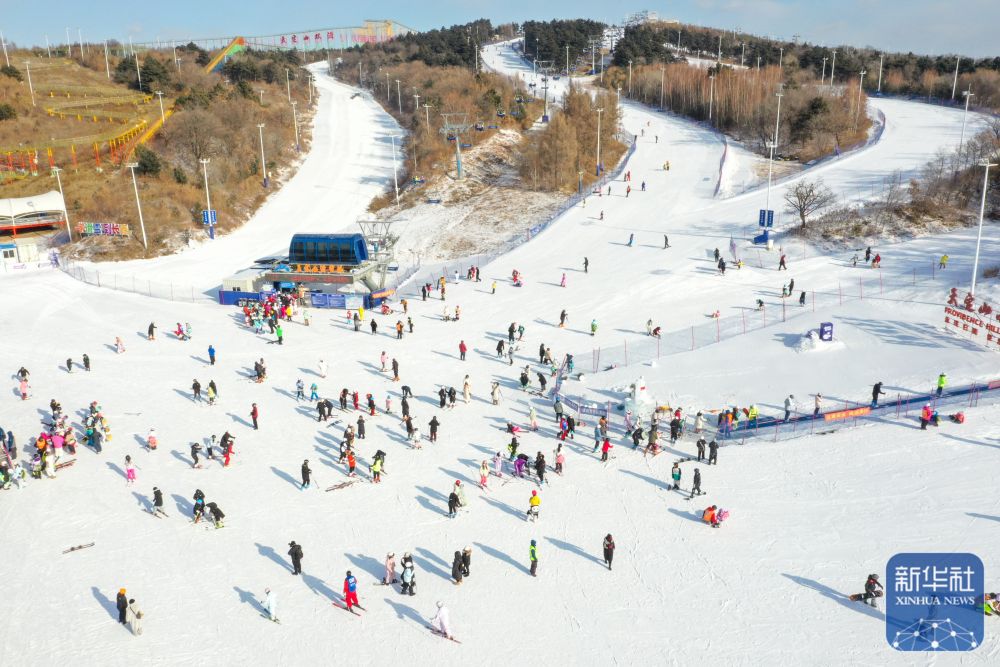 “雪假”开启 吉林青少年奔赴冰雪运动之约