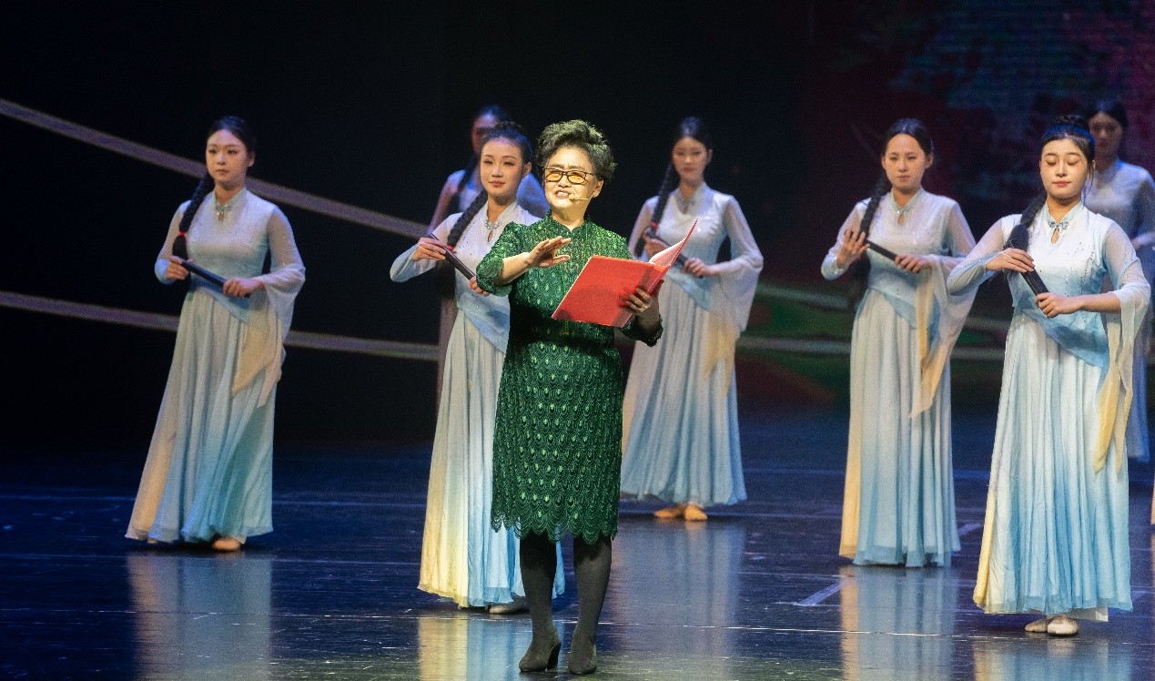 铮韵流芳!河南坠子一代宗师赵铮先生诞辰100周年纪念晚会在郑举办 铮韵流芳!河南坠子一代宗师赵铮先生诞辰100周年纪念晚会在郑举办