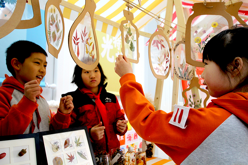 北京海淀:让每一个儿童生命闪光 枫丹实验小学的“光点课程市集”。学校供图