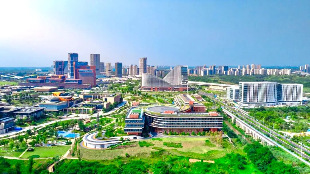 拼搏奋进 创新创造 齐心谱写现代化人民城市建设新篇章——写在市委十四届八次全会召开之际