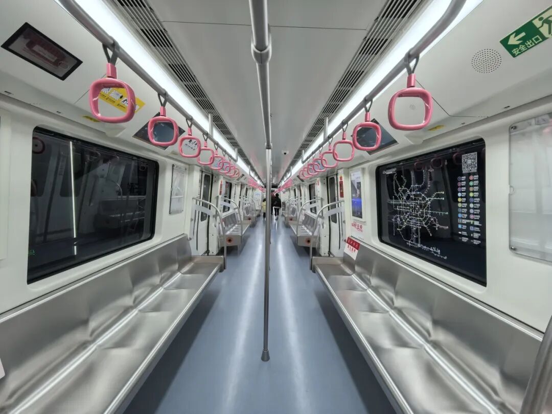 拼搏奋进 创新创造 齐心谱写现代化人民城市建设新篇章——写在市委十四届八次全会召开之际