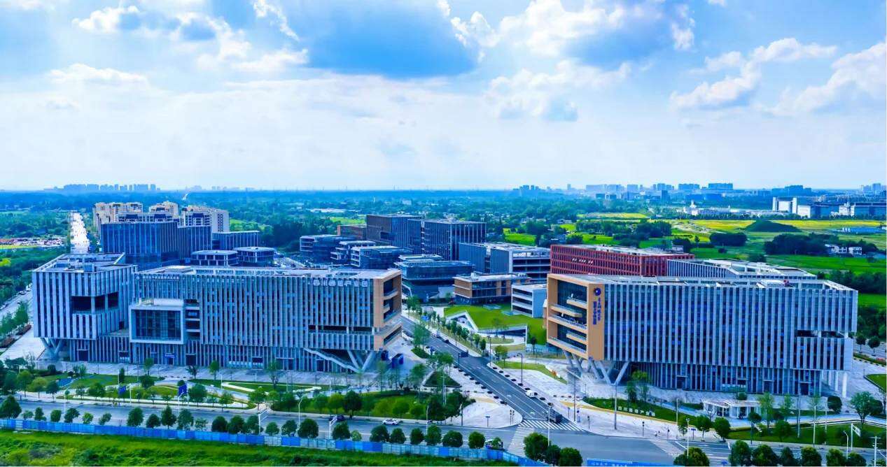 第6次登上“幸福榜单” 成都市温江区获评“2025最具幸福感城区” 第6次登上“幸福榜单” 成都市温江区获评“2025最具幸福感城区”