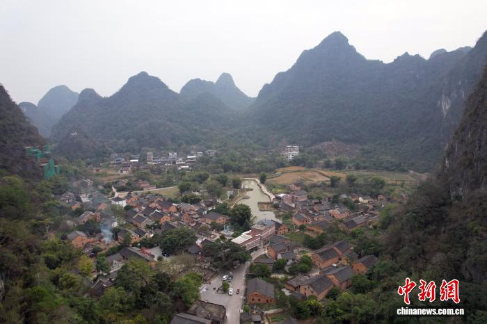 广西贺州“空心村”变身文旅打卡地