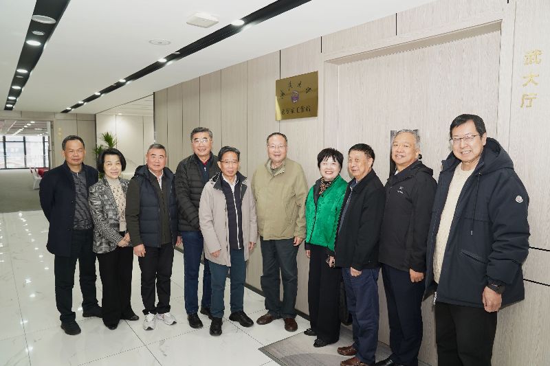 武汉大学老专家助力盛隆电气打造百年企业 武汉大学老专家助力盛隆电气打造百年企业