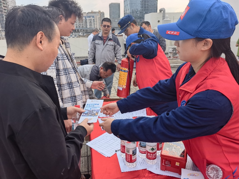 “消防礼包”送心安 安全守护“零距离” “消防礼包”送心安 安全守护“零距离”