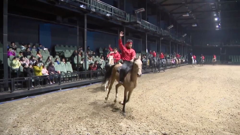 新华视点|乘冬而起 向雪而行——冰雪经济高质量发展新观察 新华视点|乘冬而起 向雪而行——冰雪经济高质量发展新观察