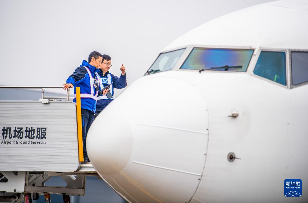 搭建中缅空中物流新通道 中国邮政“重庆至仰光”国际货邮航线首航 搭建中缅空中物流新通道 中国邮政“重庆至仰光”国际货邮航线首航