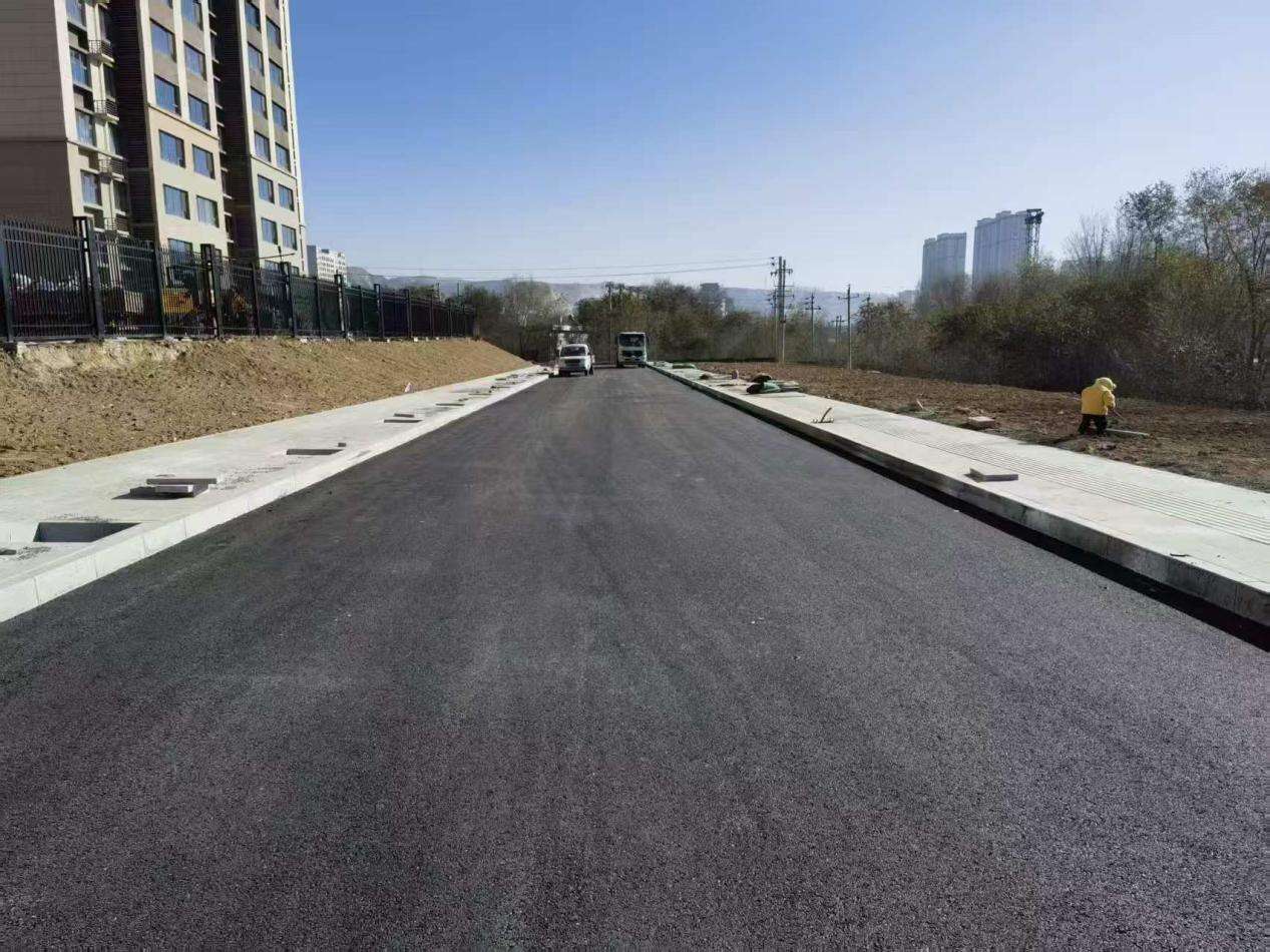 甘肃兰州红古区:以道路改造绘就民生新景 甘肃兰州红古区:以道路改造绘就民生新景