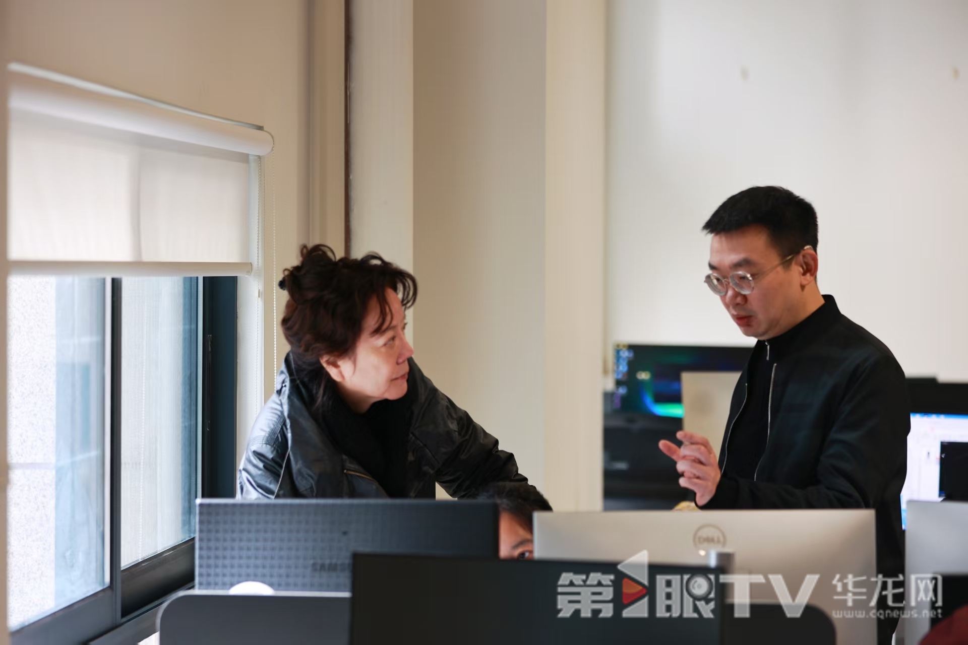 听力障碍挡不住逐梦路 重庆画家莫庭摘得直播大赛金奖