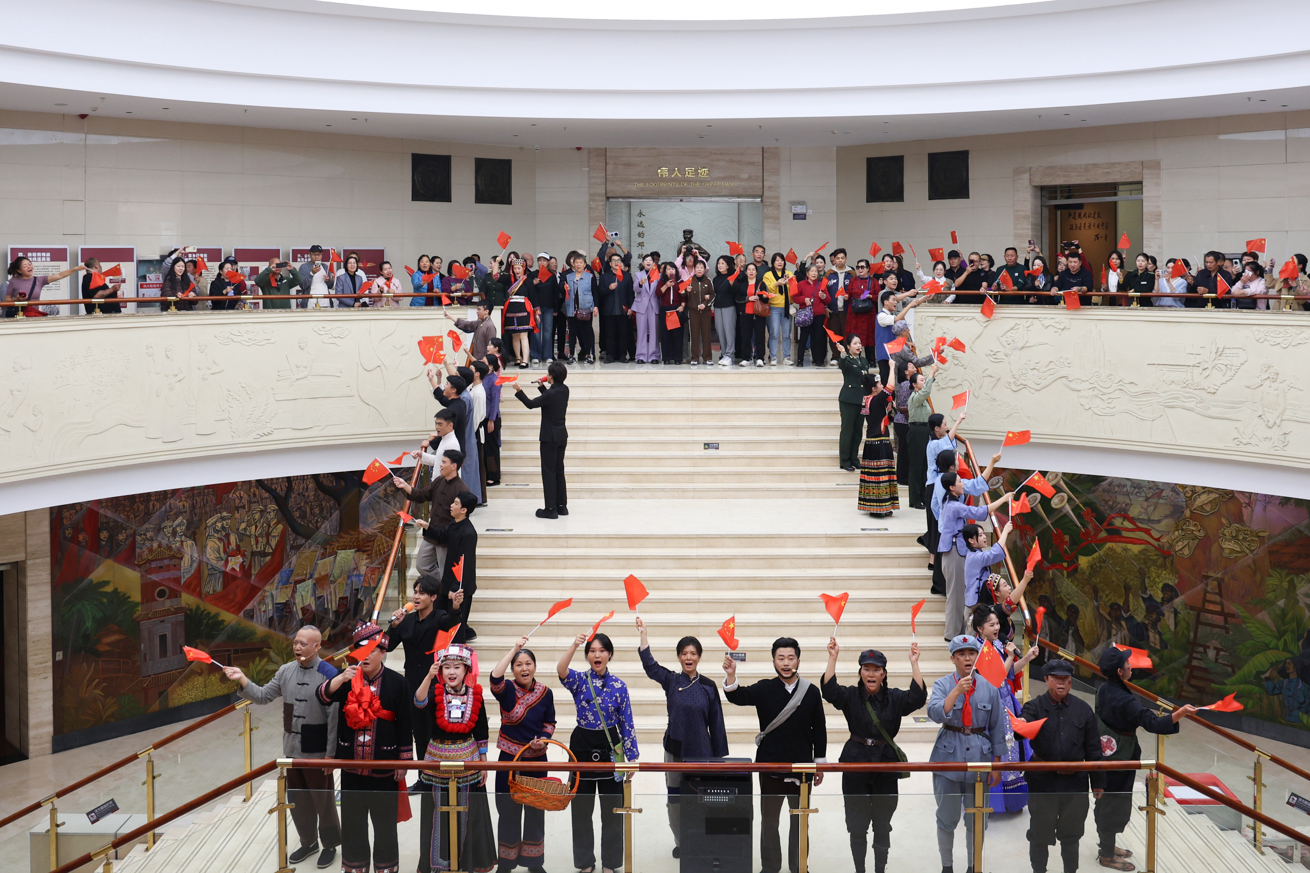 广西百色:沉浸式“大思政课”让历史“活”起来 广西百色:沉浸式“大思政课”让历史“活”起来