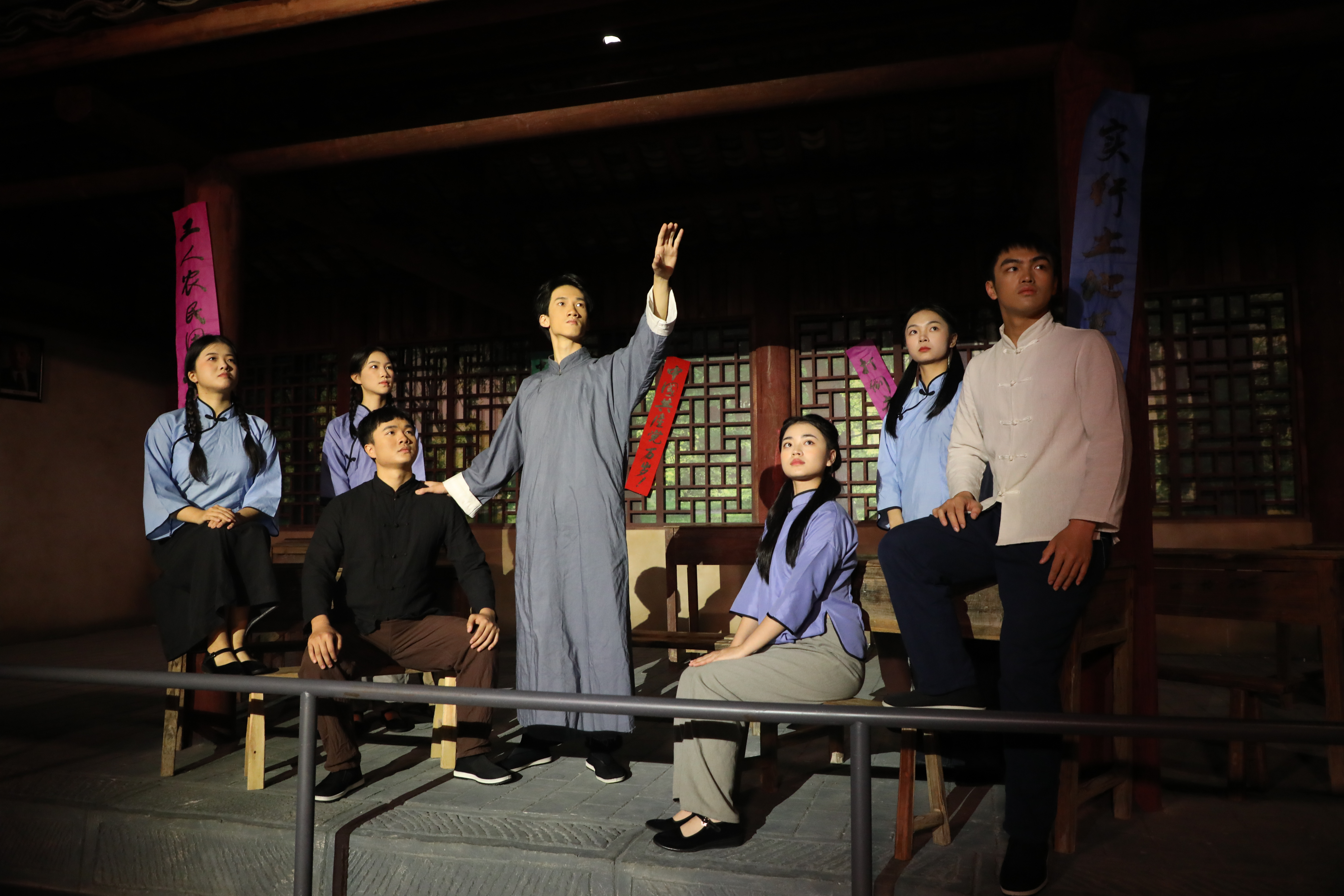 广西百色:沉浸式“大思政课”让历史“活”起来 广西百色:沉浸式“大思政课”让历史“活”起来