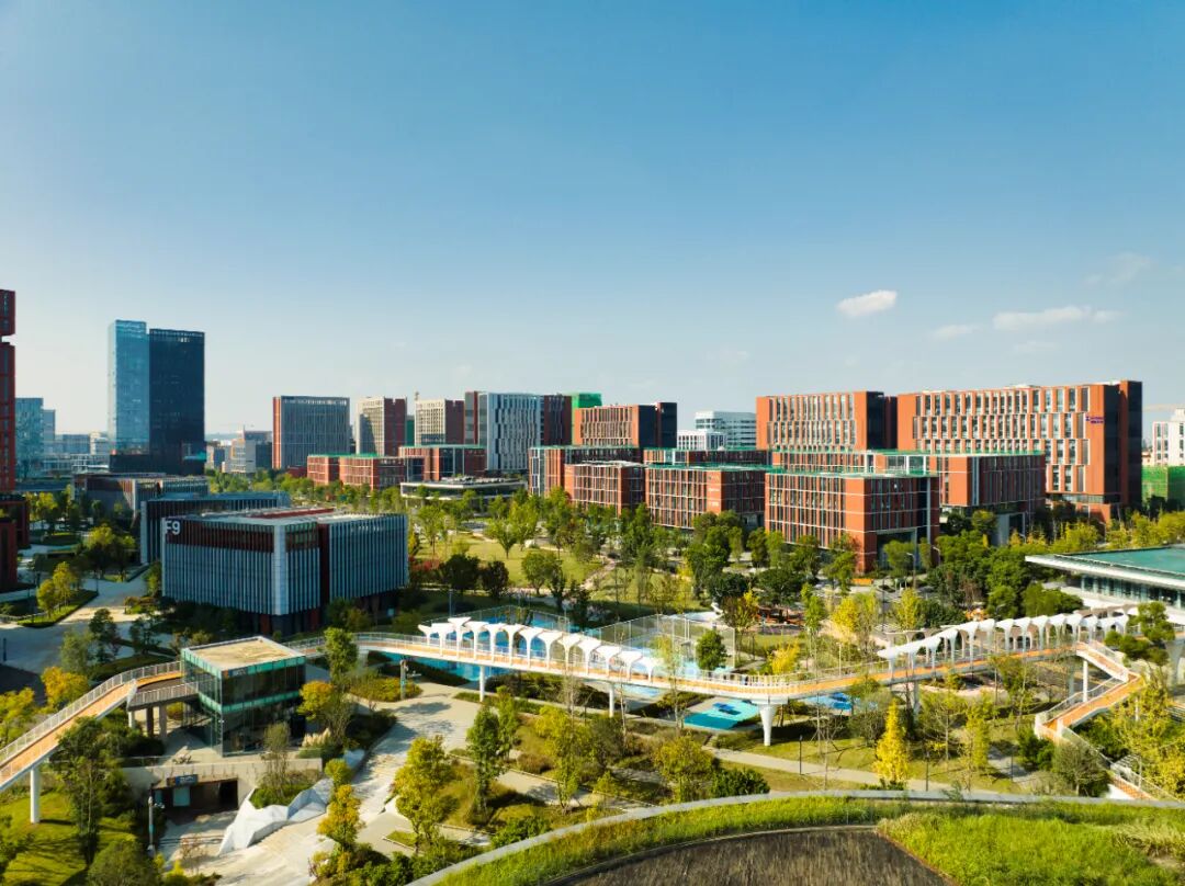 世界领先科技园区如何建?成都高新区这样作答