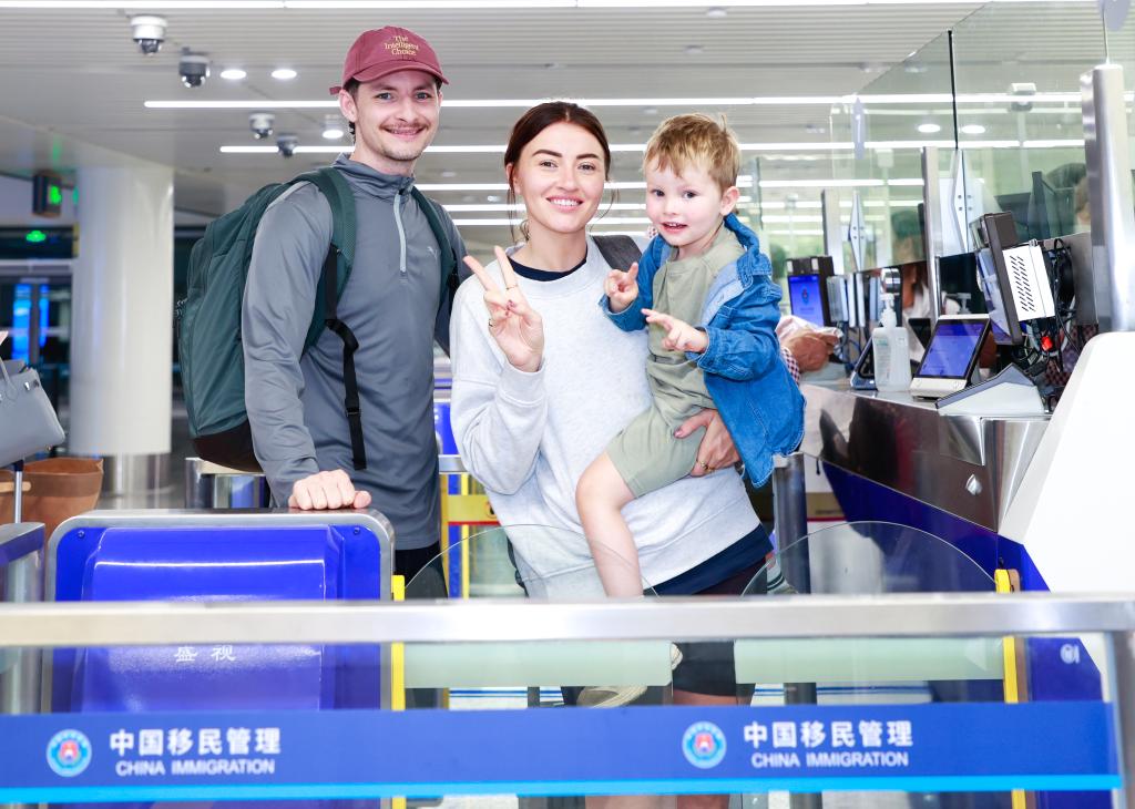 现场直击:海南自贸港封关第一天