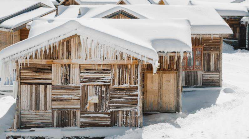 成都两小时直达！这个冬天去阿坝理县解锁冰雪运动的乐趣 |“川”越冰雪遇见你