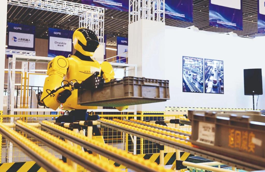 具身智能,从“进场”到“进厂”的一年