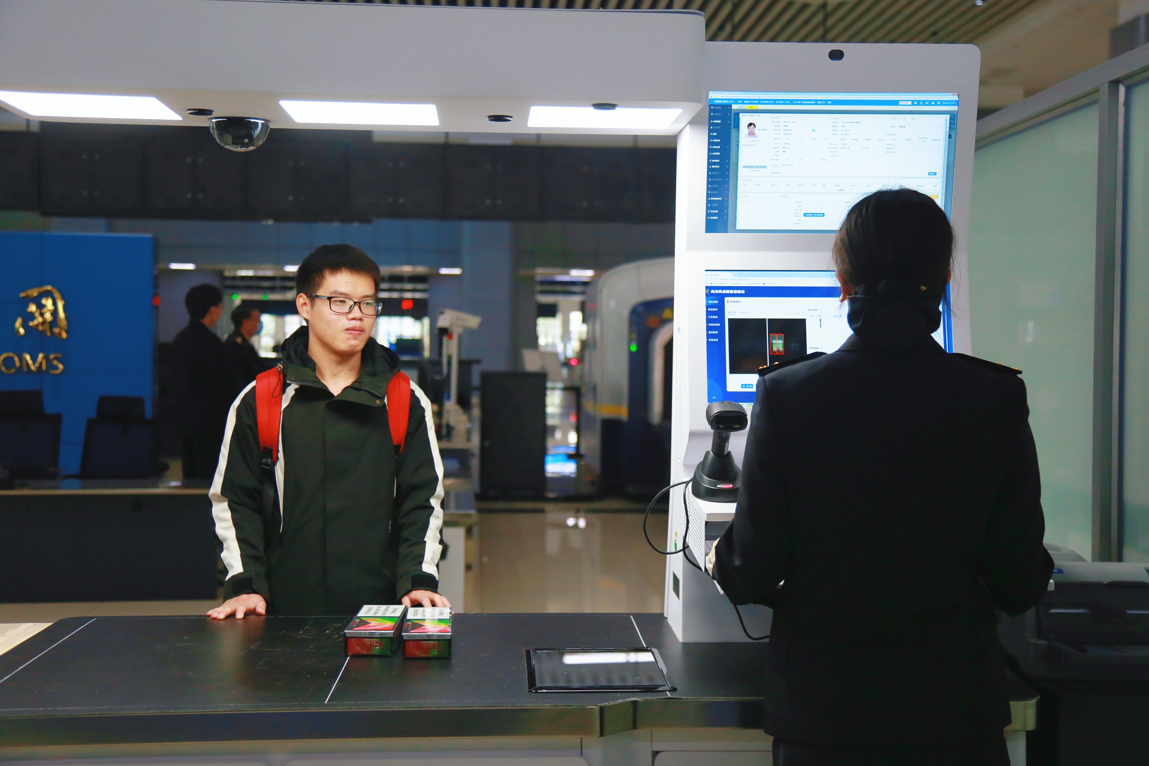 广西东兴口岸开启“三管贯通”智慧海关监管模式 广西东兴口岸开启“三管贯通”智慧海关监管模式